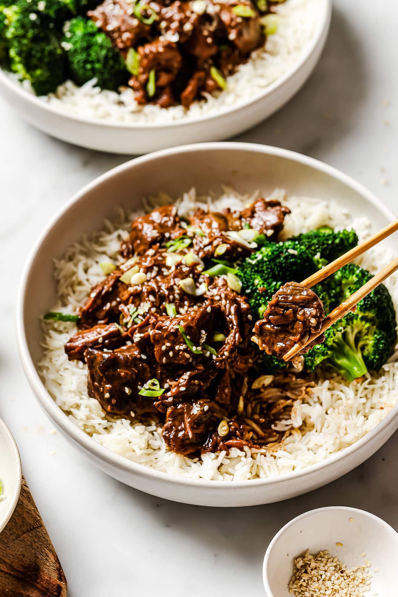 Sweet & Savory Slow Cooker Korean Beef: A Family Favorite Dish